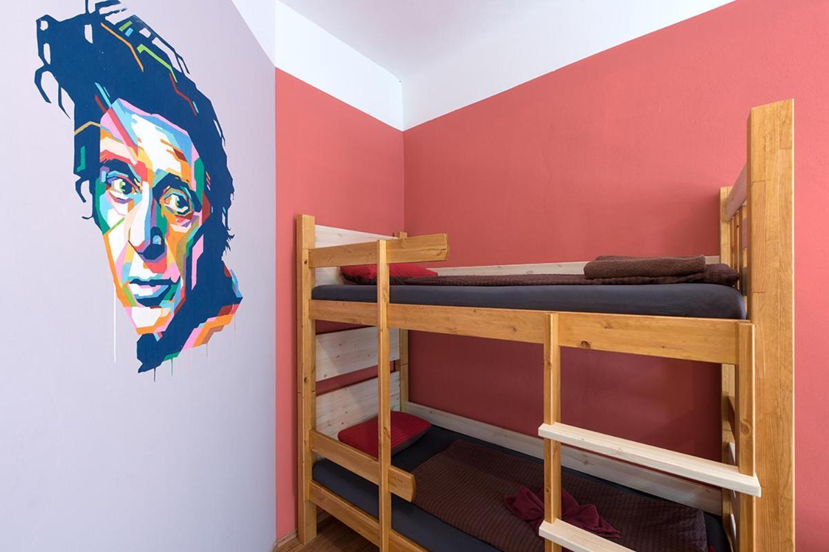 Hostel Elf Prague Ngoại thất bức ảnh