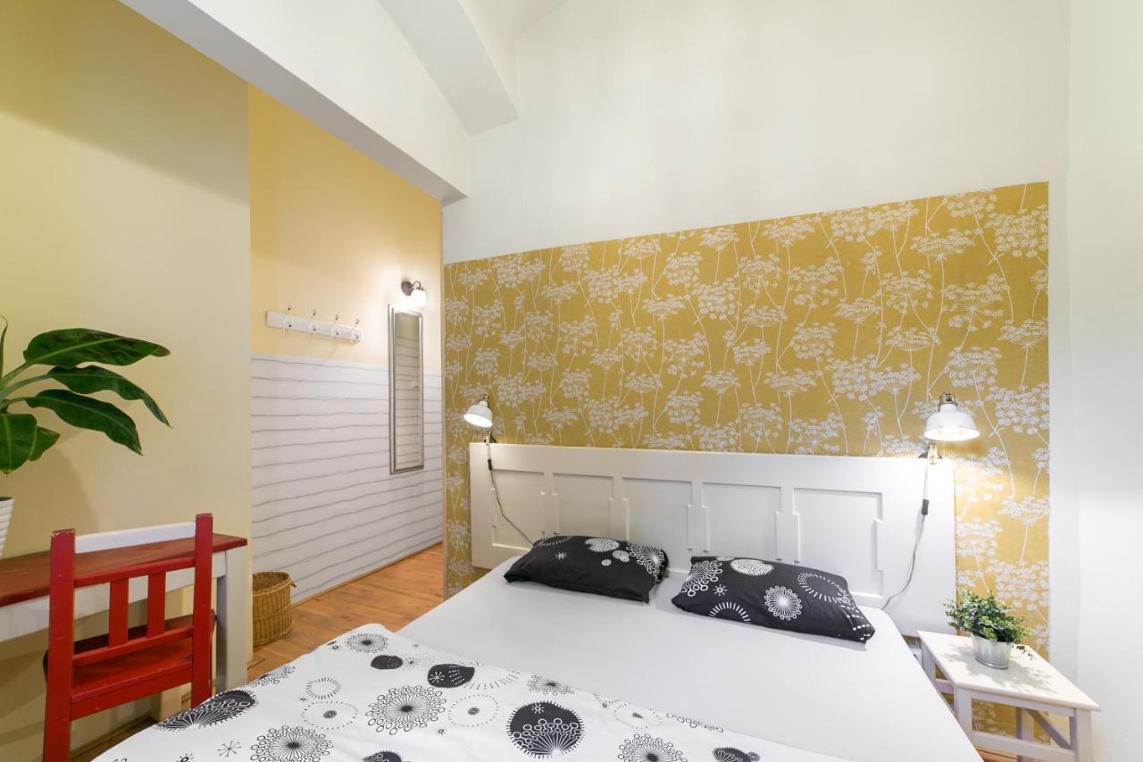 Hostel Elf Prague Ngoại thất bức ảnh