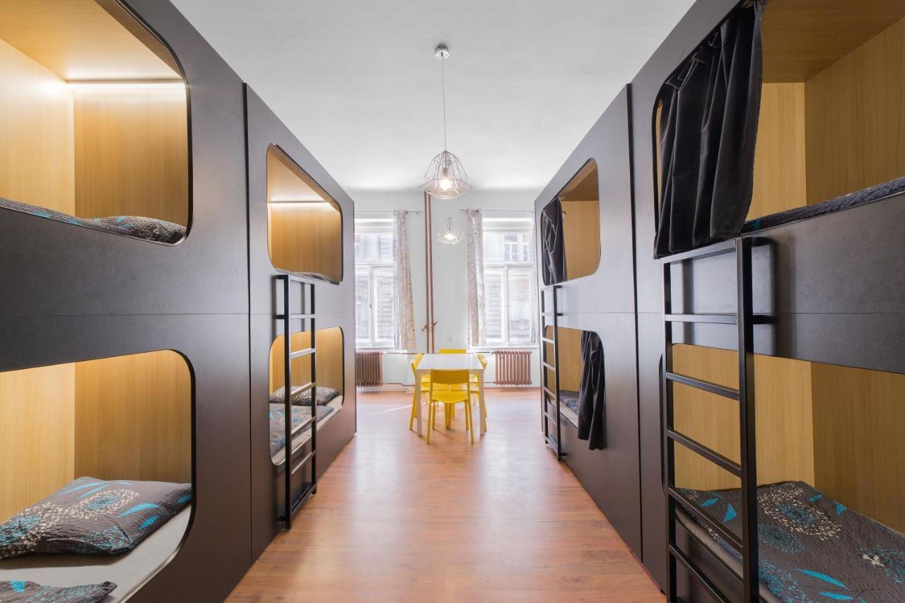 Hostel Elf Prague Ngoại thất bức ảnh