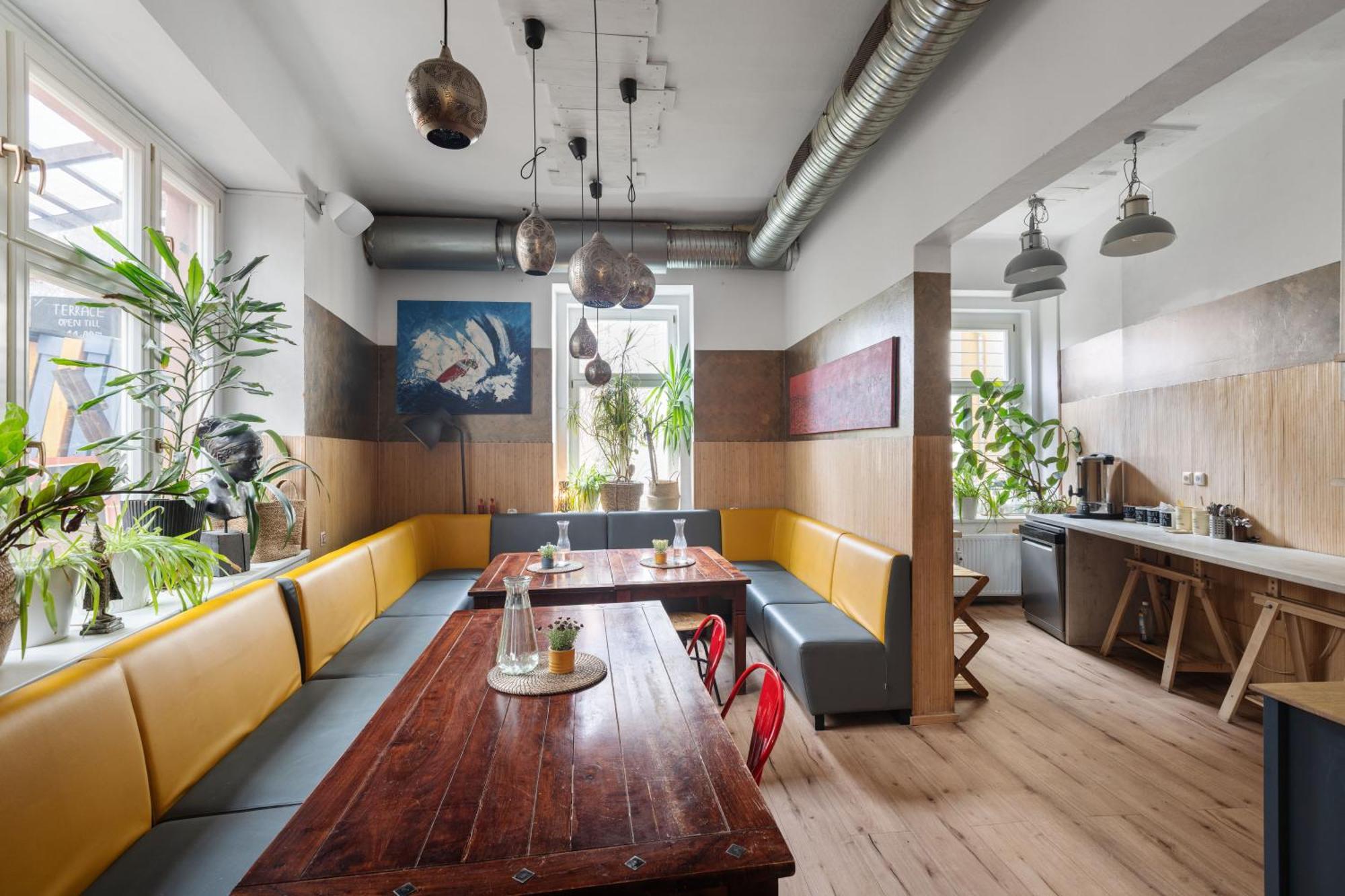 Hostel Elf Prague Ngoại thất bức ảnh