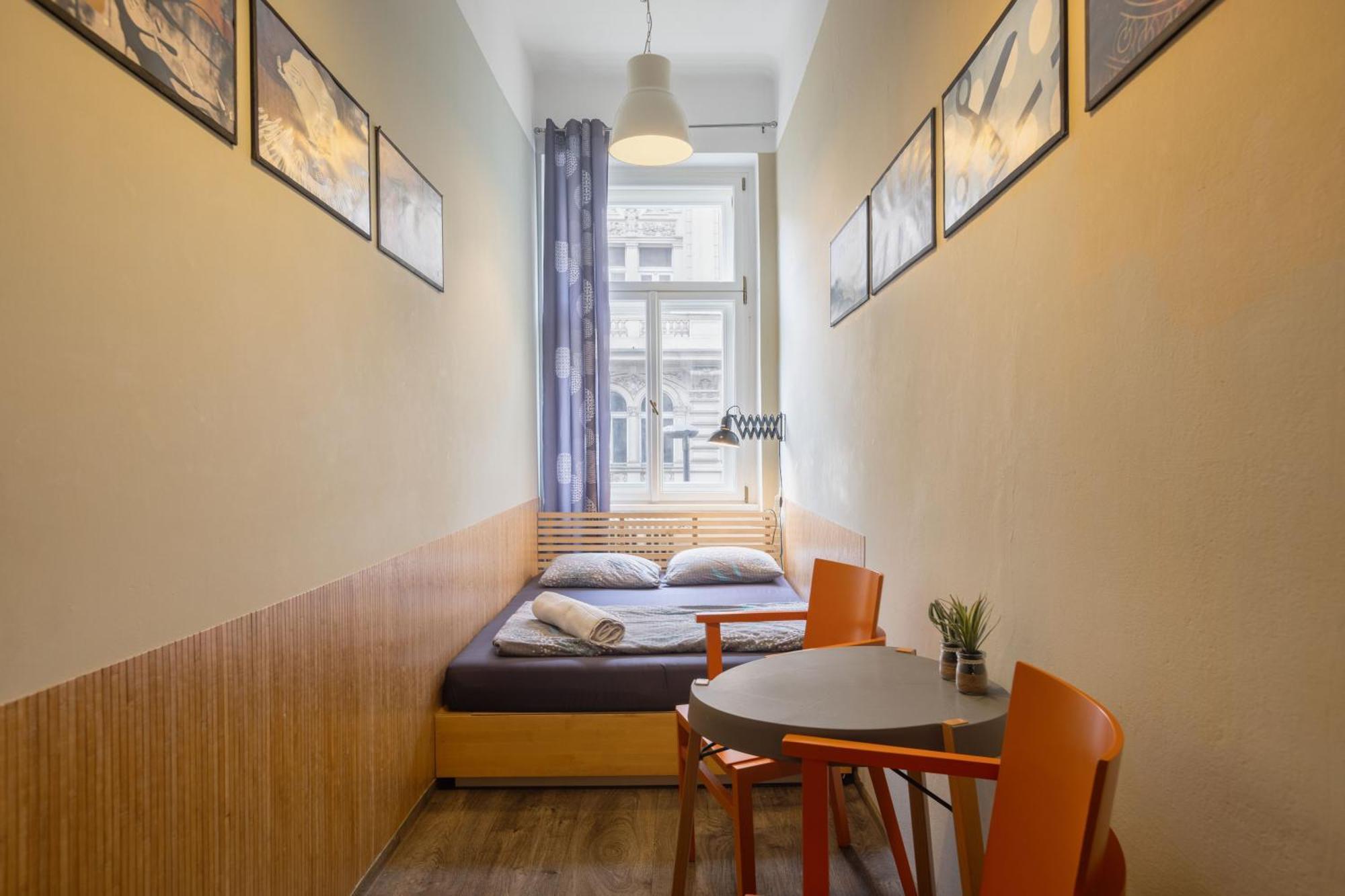 Hostel Elf Prague Ngoại thất bức ảnh