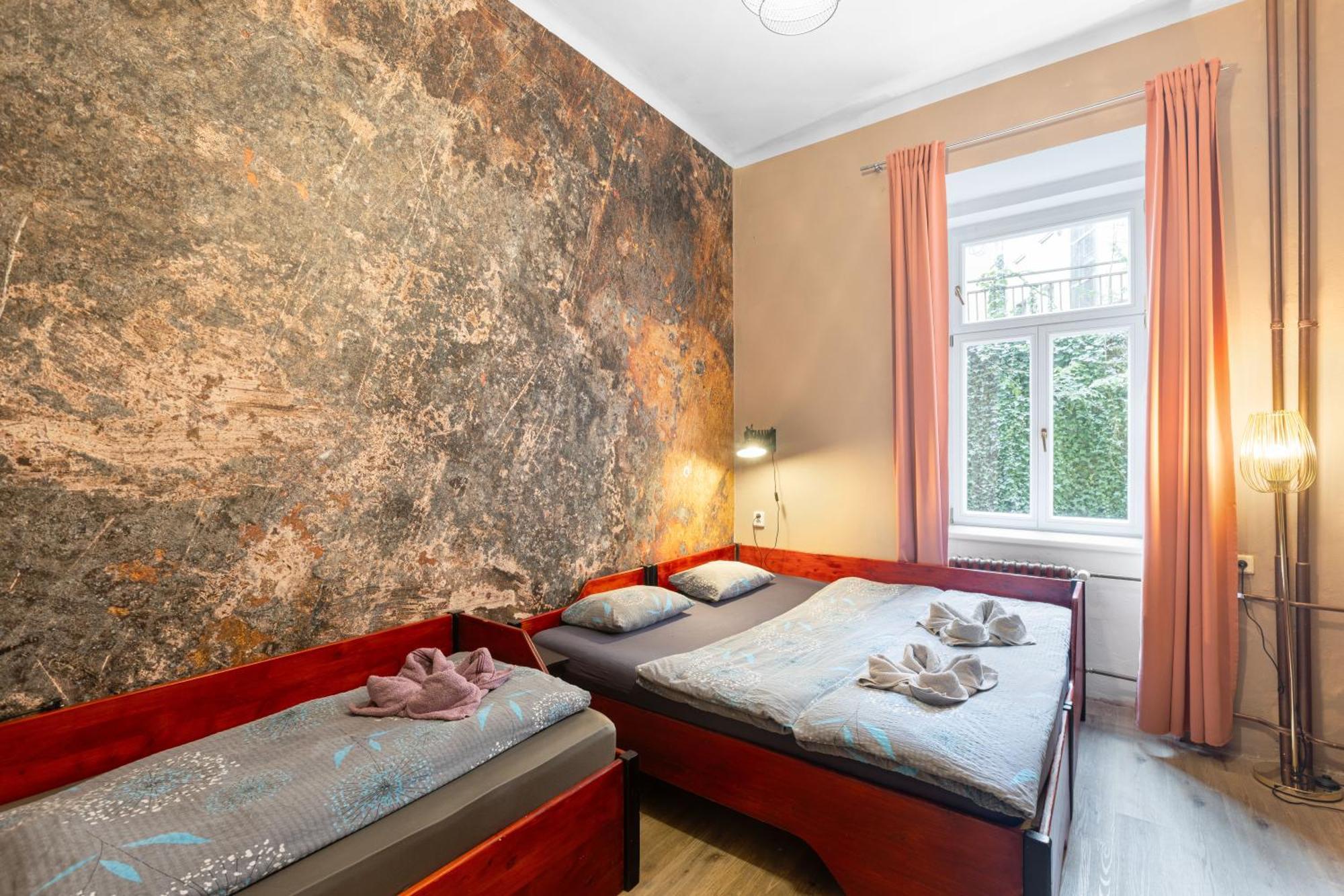 Hostel Elf Prague Ngoại thất bức ảnh