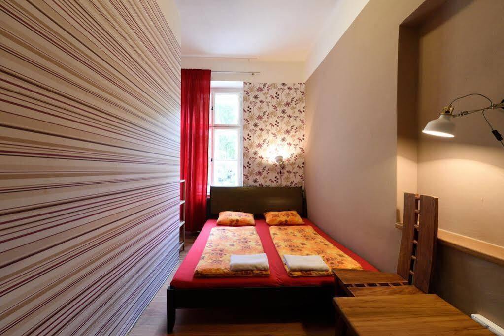 Hostel Elf Prague Ngoại thất bức ảnh